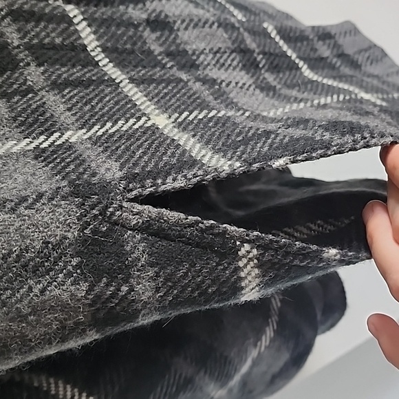 Lauren Ralph Lauren faux fur wool plaid ruana one size - Picture 5 of 7